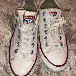 Womens Chuck Taylor All Star Low Top Sneaker Size7